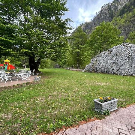 Bujtina Rilindja Guest House Valbone Eksteriør bilde